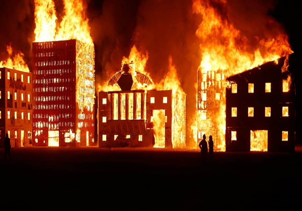 OPINI: Tebak-tebak buah Manggis, Penggerak Demo BEM, FPI, Anak Abah atau Kelompok Megawati?