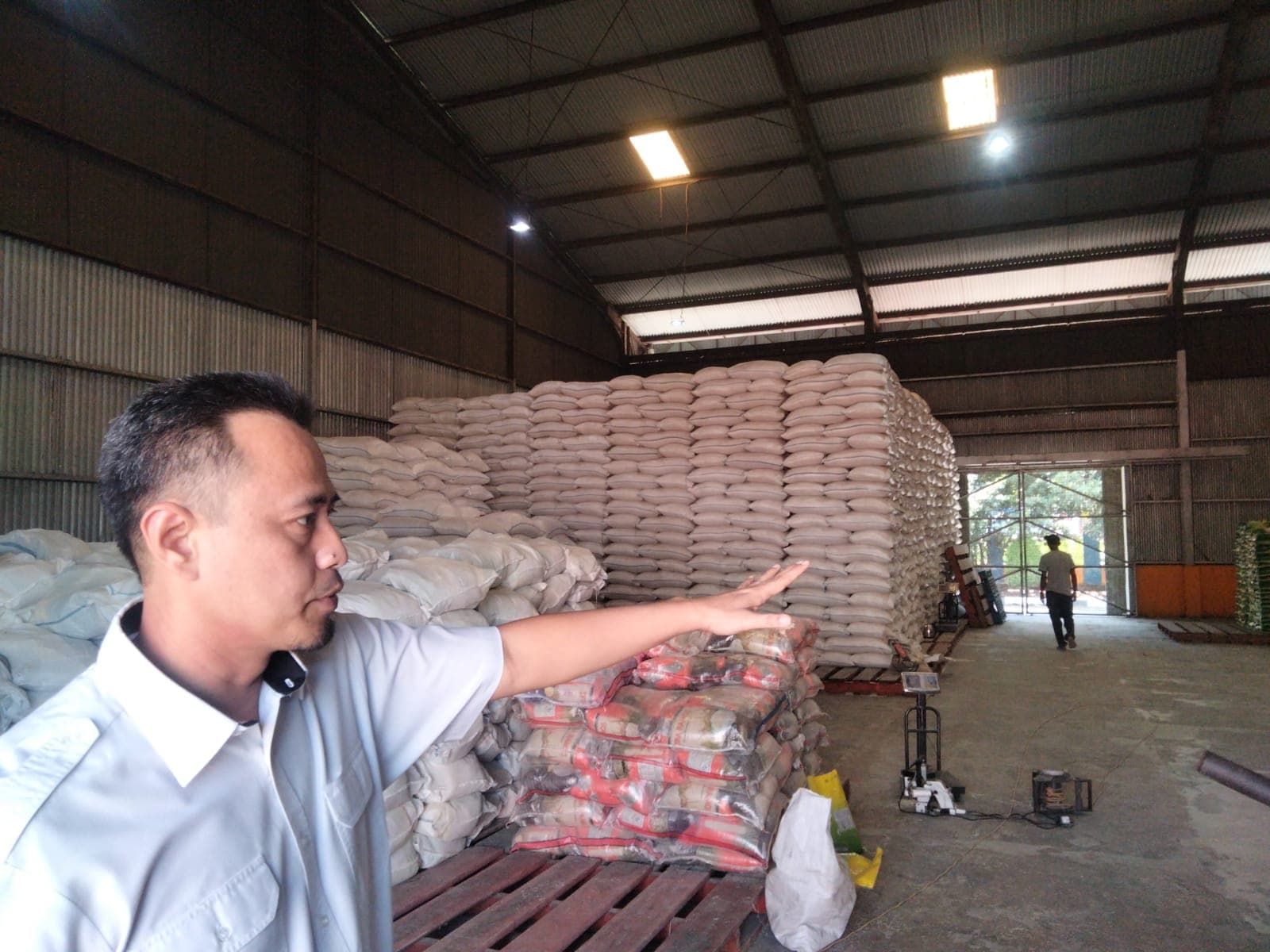 Bulog Jamin Ketersediaan Sembako untuk Koperasi Desa Merah Putih yang Bakal Beroperasi di Tangerang