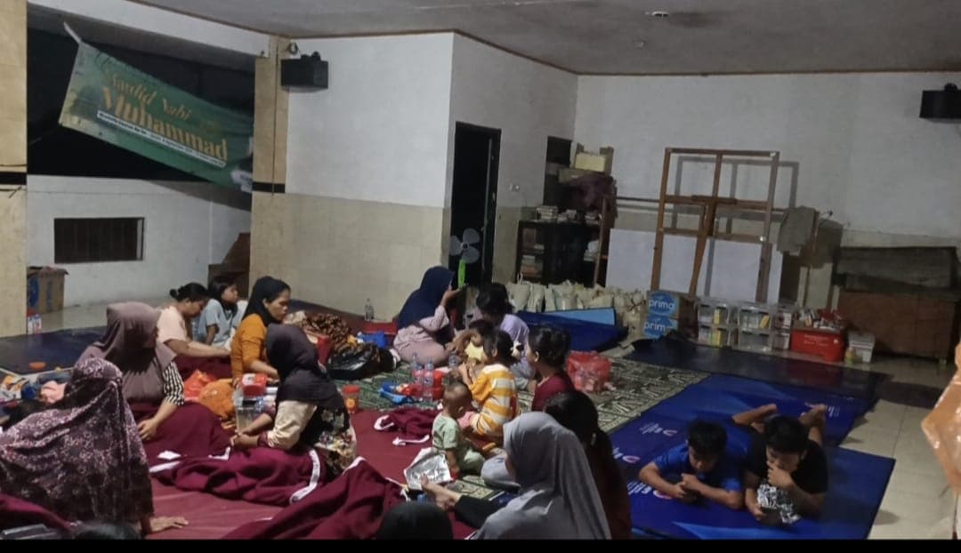 Puluhan Warga Mengungsi Usai Ledakan di Pondok Cabe Ilir, Tangsel