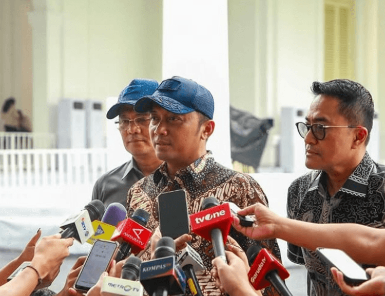 Istana dan DPR Kompak Bantah Isu Kabar Surpres Pergantian Kapolri