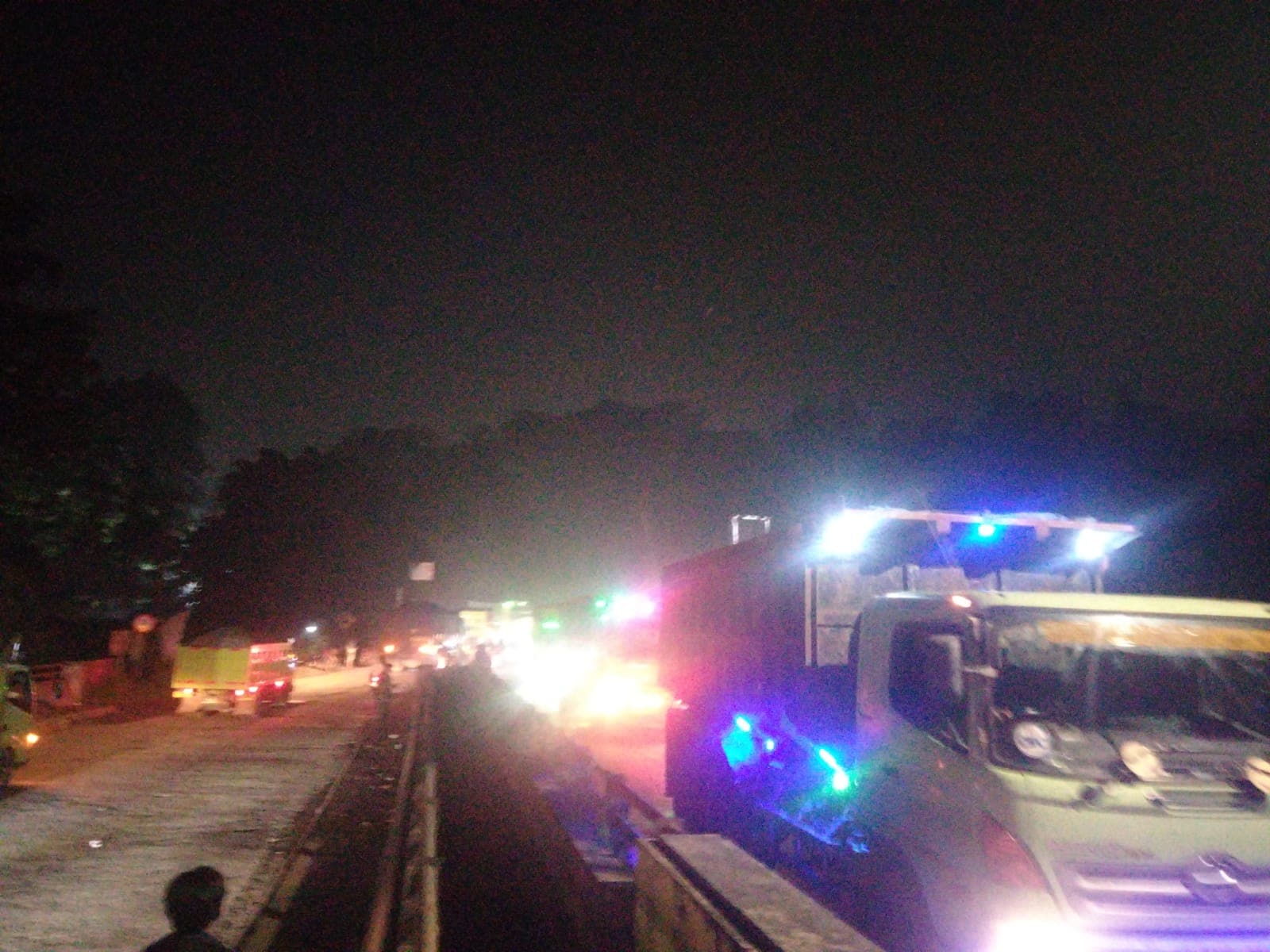 Aksi Blokade Sopir Truk Tambang di Parung Panjang Picu Kemacetan Panjang di Perbatasan Tangerang-Bogor