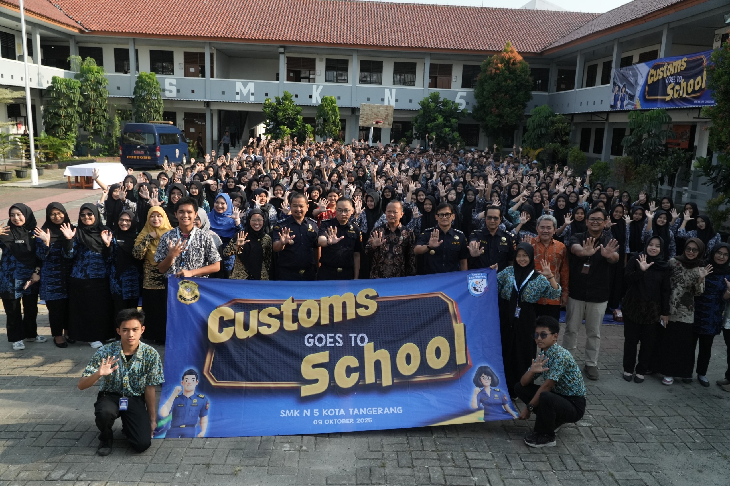 Bea Cukai Tangerang Kenalkan Peran Kepabeanan Lewat Program 'Customs Goes To School' di SMKN 5 Kota Tangerang