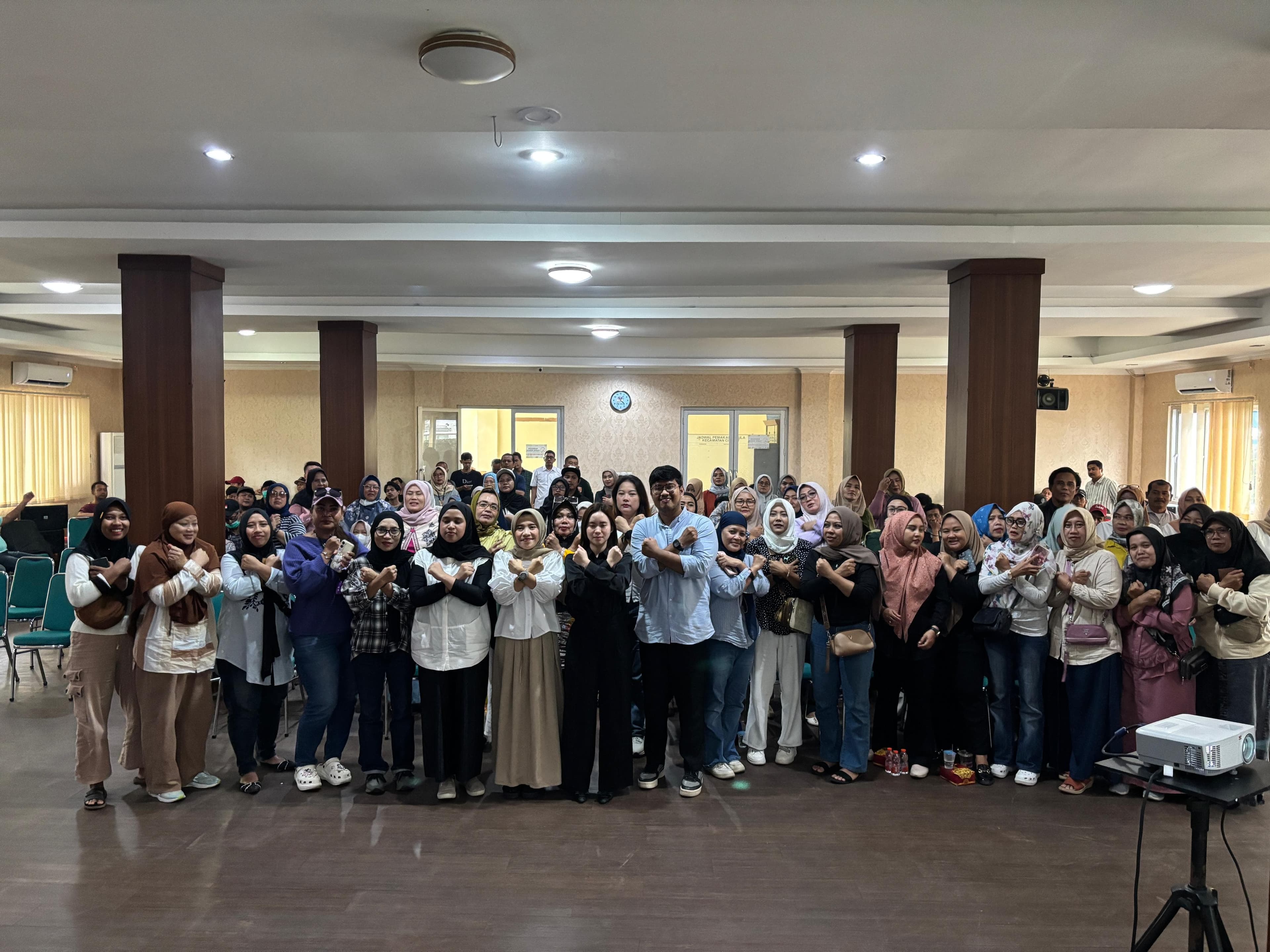 Hadiri Sosialisasi BP3MI, Maria Teresa Ingatkan Bahaya Jalur Ilegal Pekerja Migran