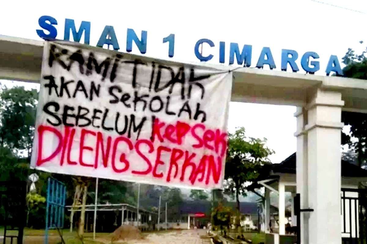 HRD Ramai-Ramai Blacklist Lulusan SMAN 1 Cimarga Imbas Kasus Viral Siswa Merokok Heboh di Medsos