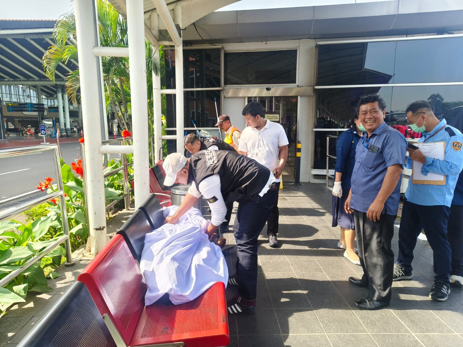 Penumpang Asal Medan Ditemukan Meninggal Dunia di Terminal 1 Bandara Soetta