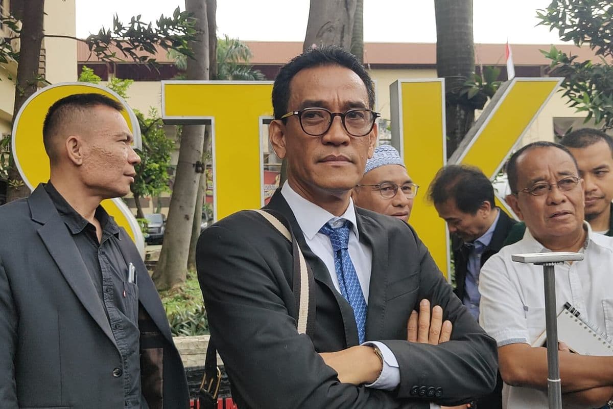 Refly Harun Semprot DPR soal Kasus Ijazah Jokowi 'Jangan Tutup Telinga untuk Rakyat'