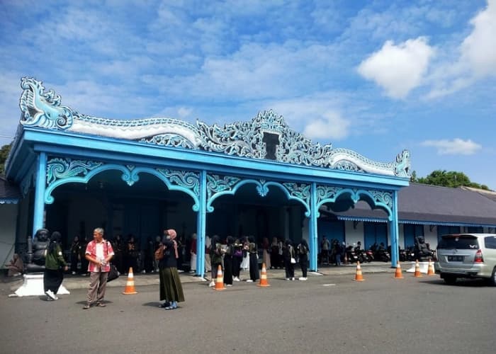 Siapa Raja Solo yang Sah? 2 Raja Kembar Saling Berebut Tahta Keraton Geger, Ini Fakta yang Belum Banyak Dibongkar