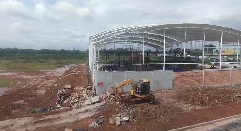 Diduga Langgar KDB, Proyek Padel di Puri 11 Masih Ngebut Kerja Meski Sudah Disegel Pol PP Kota Tangerang
