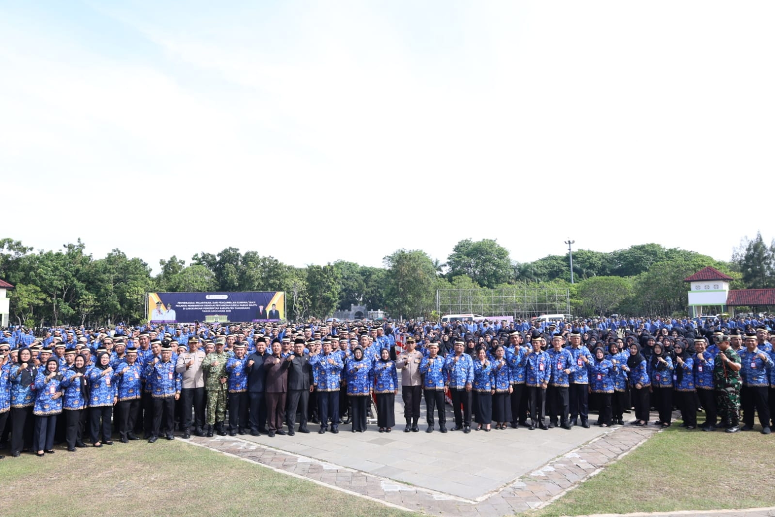 8,205 Honorer Pemkab Tangerang Resmi Diangkat Jadi PPPK Paruh Waktu