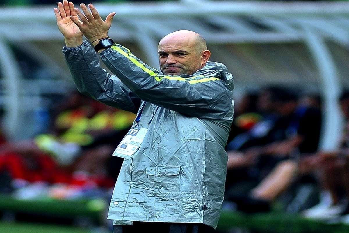 Tavares Putar Otak! Jadwal Neraka Persebaya di Putaran Kedua: Siapa Pemain Asing yang Bakal Terdepak?